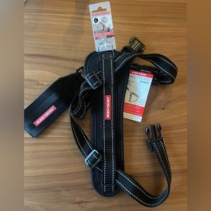 New Large EzyDog Chest Plate Harness